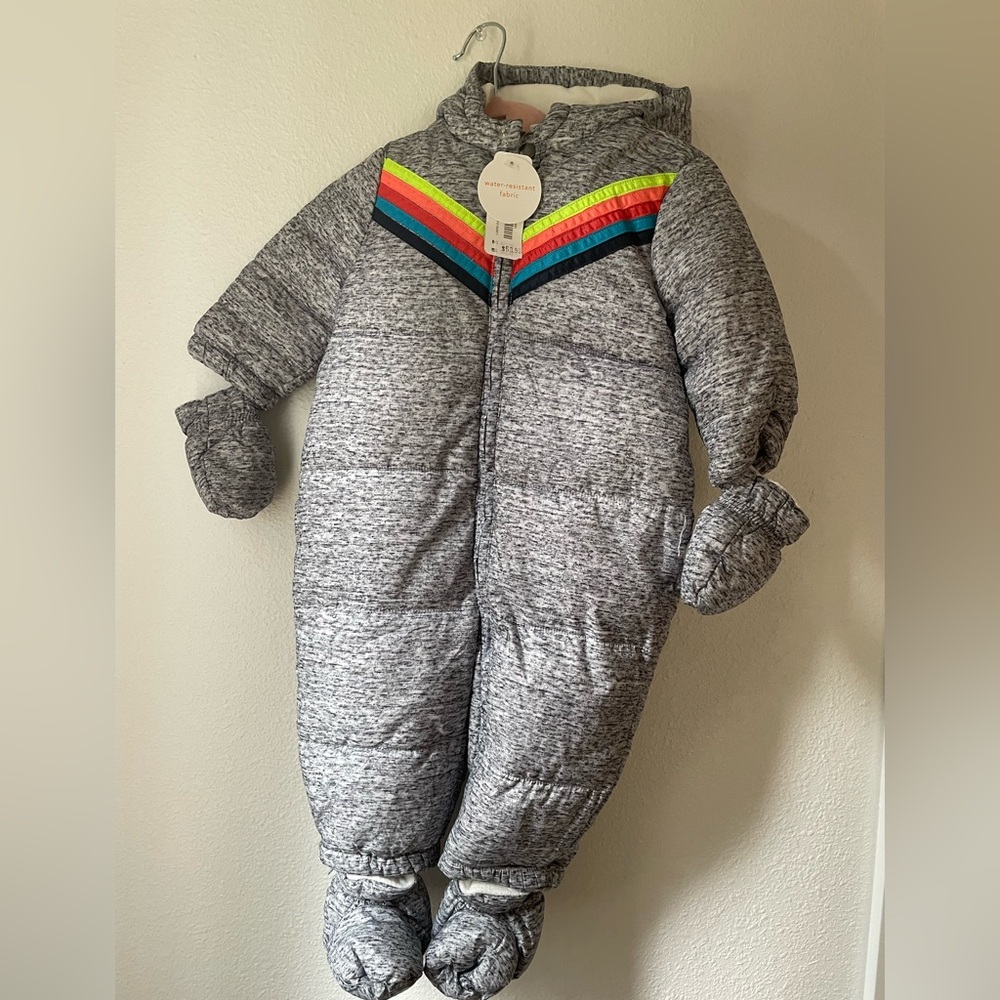 Gymboree baby Snowsuit 6-12month NWT